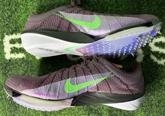US Men’s 6.5/W 8 – Faith Kipyegon x Nike Air Zoom Victory 2 «Fuchsia Dream»