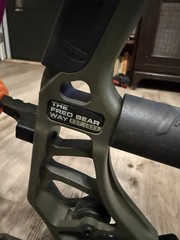 Bear Archery Escalate 70lbs Rt hand