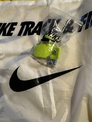 Nike Mens 5.5/Womens 7 ZoomX Victory 2 Track & Field Distance Spikes FD8411-100