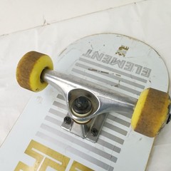 Element Nyjah Huston White Gold Pro Model Skateboard Complete 31″ x 7.75″