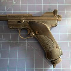 Vintage Crosman Mark II Air Pistol Target .177 C02 BB Gun, 1970s. With Papers