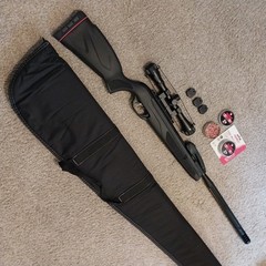 Gamo Swarm Maxxim .177 Caliber Air Rifle Gen 1, 3 Magazines, Pellets, Carry Bag