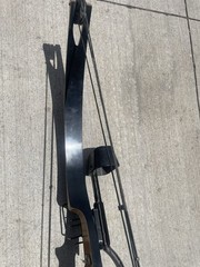 Vintage Browning Cobra Right Hand Compound Bow Black/Brown Wood