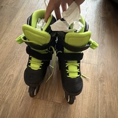 Rollerblade Microblade Kids Adjustable Inline Skates US 2-5 Black/Green