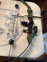 PSE Alpine Archery Compound Bow 55-70 Pounds Right Hand Shooter PSE Unisystem
