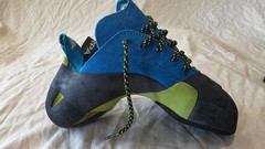 2 Pair of Scarpa Mago Lace Climbing Shoes (Size 40.5EU, 7-2/3M, 8-2/3W)