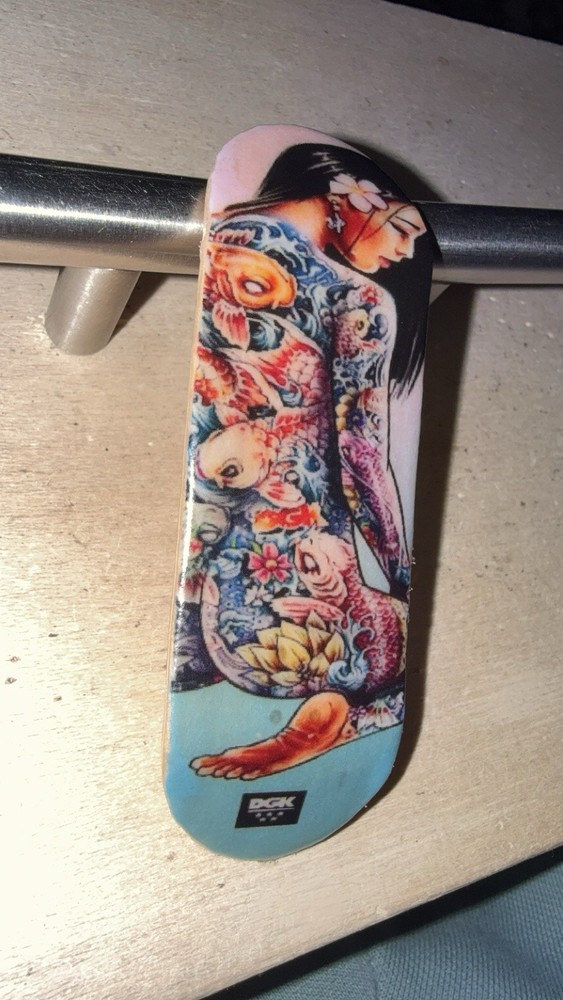 DGK Koi fingerboard Deck