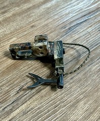 Trophy Taker Shakey Hunter Right Hand Drop Away Rest – Camo