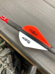1 Dozen Greenacres Premium Spine Aligned Carbon Arrows by Victory w/Blazer Vanes