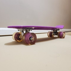 BELEEV Skateboard Mini Cruiser With Light-Up LED Wheels