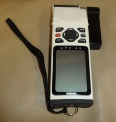 Garmin GPS 45 Handheld Personal Navigator Works Screen Is Near Perfect Used