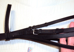 DOVER CIRCUIT Bridle & Bit – PADDED – 2-Tone Black & White – GREAT FREE Reins