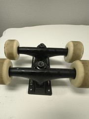 Sonora Thunder 145 Skateboard Trucks With DGK 53 mm Wheels & Mounting Screws