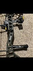 Bear Legit LH Compound Bow 10-70lb 13-30in Green/Brown 31-7/16in