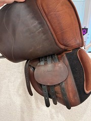 M. Toulouse Sellier 16.5″ Medium Saddle + Stirrups