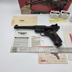 Vintage Crosman MARK I Single Shot .22 Caliber Pellet CO2 Target Pistol w/box