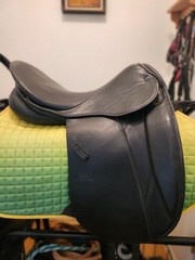 18″ Stubben Maestoso saddle
