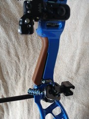 * GripLock Version * Bowtech Clutch Grip – Reckoning Gen 2, Core SS, Proven 34