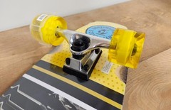 New Kryptonics 27″ Cruiser Complete Skateboard (EKG Blue/Yellow))