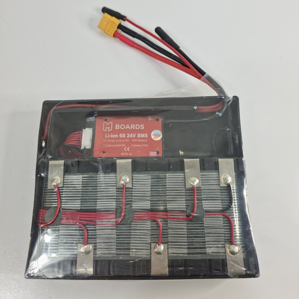 MBoards 6S1P 24V Li-Ion Battery Pack Molicel P42A 4.2Ah 90.7Wh XT60 BMS