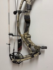 Hoyt Carbon RX 9 RH 50-60# Realtree APX 25-30″ Draw Length (Read Description)