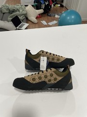 NEW size 12.5 adidas Guide Tennie Rock Climbing Approach Shoes Cardboard Brown