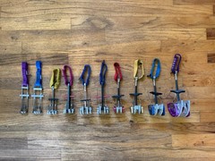 Vintage Trad Climbing Cam Rack WILD COUNTRY CHOUINARD BLACK DMND METOLIUS 10 Pcs