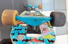 Powell Peralta 1987 Skateboard Steve Caballero Dragon & Bats Tracker Trucks Vtg.