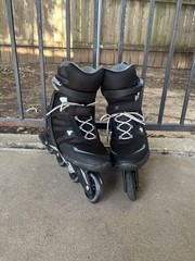 Rollerblade Zetrablade Men’s Adult Fitness Inline Skate – Black