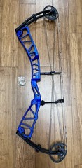 Elite Echelon 37 RH 50-60# 29.5” Mod Target Blue V Grip 75-90% Let Off