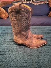 MENS SNIP TOE SANCHO BOOTS SZ 45..11 TO 11.5 CUBAN HEEL.