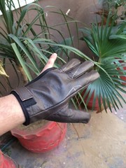 TRADITIONAL ARCHERY SHOOTING GLOVE TOP QUALITY GLOVE 100% REAL LEATHER CHOCLATE