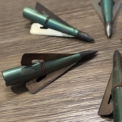 Lot 6 Vintage WASP Broadheads for Archery Cedar Wood Arrows 11/32″ Bow Hunting