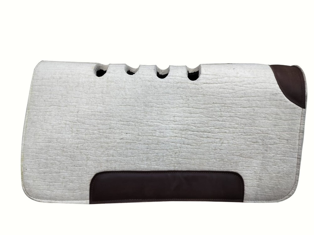 Western woolen felt saddle pad available in 32″x 32″, 32″x 34″, 30″x 32″western