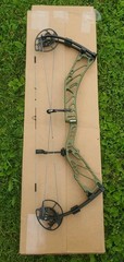 Elite Remedy compound bow RH 70# OD Green
