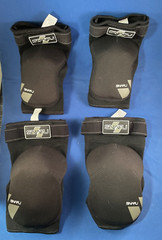 SNAFU Multi Sport Pro Knee Elbow Pads Cycling Athletics 8-10 Years USED