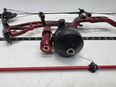 CAJUN SHORE RUNNER BOWFISHING BOW R/H ZEBCO REEL