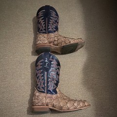 Men’s Justin Boots Tan Pirarucu Ocean Front 7d