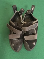 EVOLV Defy Black and Gray Rock Climbing Shoes Mens Size US 9.5 Womens 10.5 EU 41