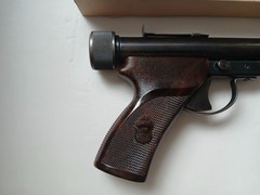 NOS VINTAGE HY SCORE PRO TARGET .177 CAL PELLET AIR PISTOL IN ORIGINAL BOX NICE