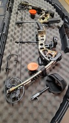 Predator Raptor Compund Bow & Hard Shell Case