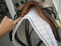 16.5» medium champion leather CC JUMP ENGLISH SADDLE w LEATHERS & D’ANGLE IRONS