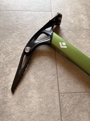 Black Diamond Venom Lt Tach Ice Axe Envy Green
