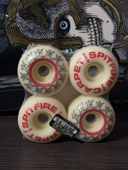 SPITFIRE x CARPET COMPANY F4 FORMULA FOUR WHEELS set of 4 RARE