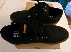 Etnies Barge LS Black/Gum/Silver Men’s Skateboarding Shoes Medium Width US 11.5