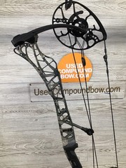 Used Mathews Lift X 29.5 Right Hand Kuiu Verde riser/ Black limbs 27″/70#