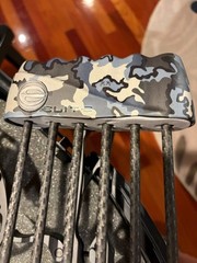 Elite Option 7 Complete Package RH 60lb w/ 12 arrows and 9 Exodus 100gr BH tips