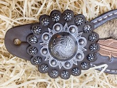Western Women’s Spur Strap Set with Leather Leaves on Cowhide, Raw Metal Concho