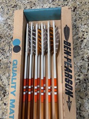 Ben Pearson Vintage Arrows 28 inch 35-45 pounds In Box