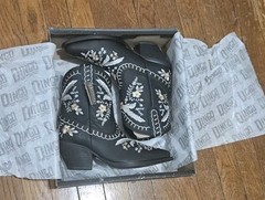 Dingo Women’s Primrose Western Boots Black Floral Embroidered Boho Cowgirl/7.5
